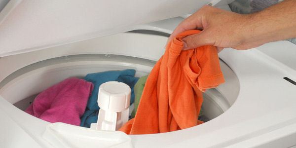 Tự làm nước giặt quần áo không hóa chất mà cực mềm vải - Ảnh 3