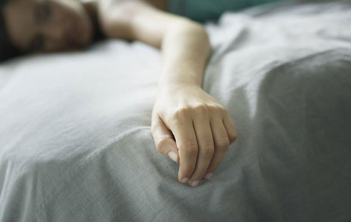 Sau 40 tuổi xuất hiện 3 dấu hiệu khi ngủ, mạch máu có nguy cơ bị tắc nghẽn, nhồi máu não đang tìm cách tấn công cơ thể bạn, làm ngay 5 việc phòng tránh đột quỵ gấp! - Ảnh 4