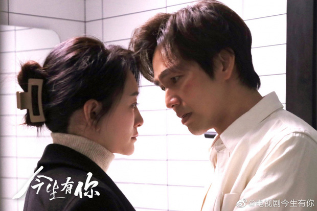 Phim của Chung Hán Lương - Lý Tiểu Nhiễm nhận điểm thấp bất ngờ dù có cảnh cưỡng hôn ở nhà tắm cực bạo - Ảnh 3
