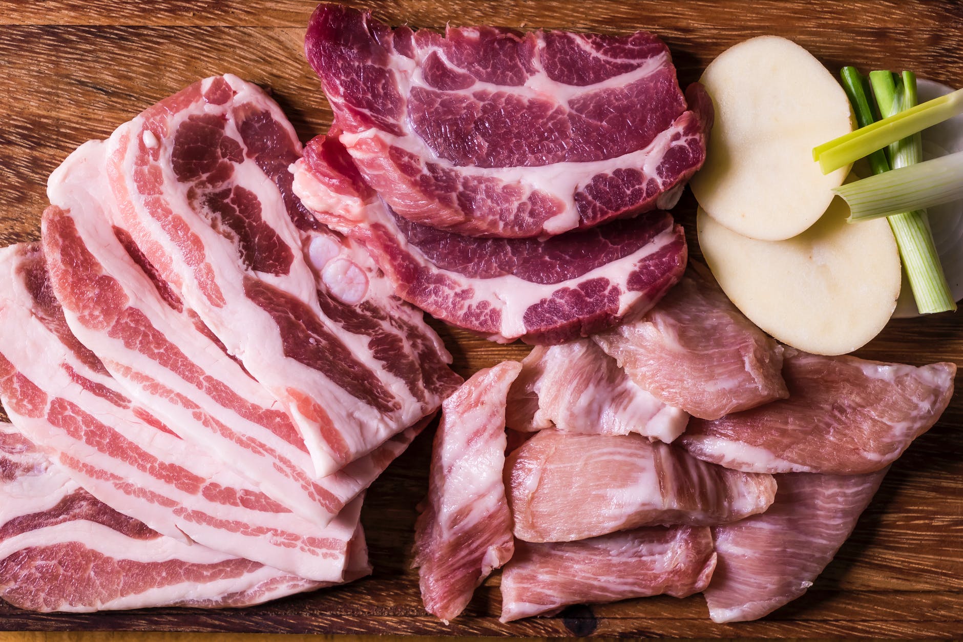 Ngỡ ngàng khi các chuyên gia tiết lộ việc ăn quá nhiều thịt có thể dẫn đến nguy cơ vô sinh ở nam giới - Ảnh 2