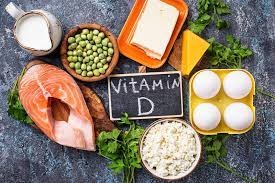 Vitamin D đóng vai trò gì đối với sức khỏe của chị em? Lưu ngay bài viết này để còn biết đường mà bổ sung ngay! - Ảnh 3