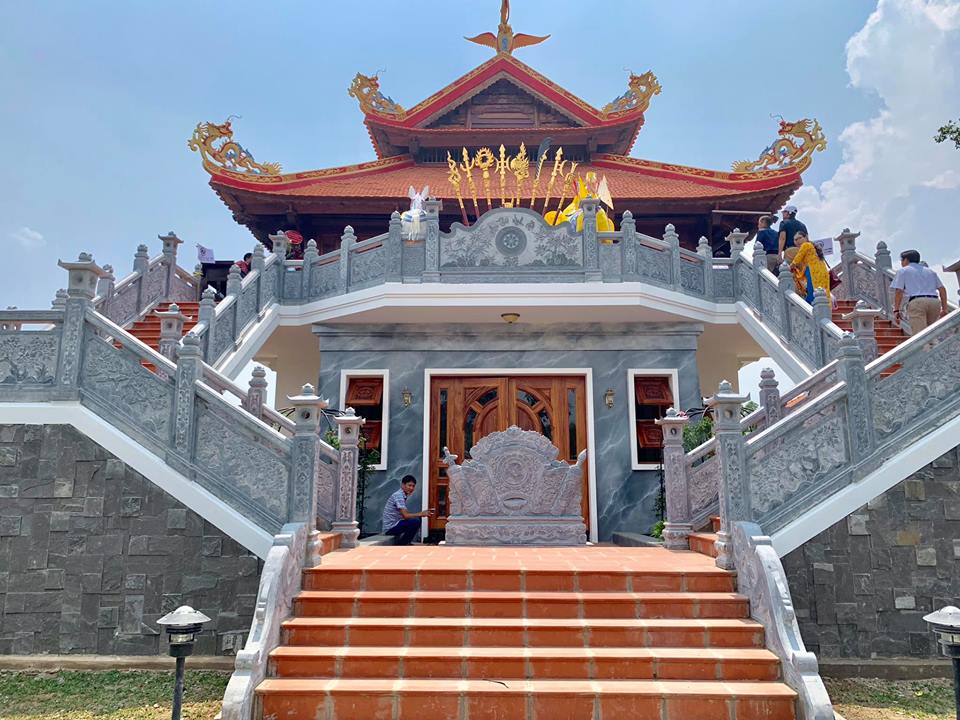 Lộ hình ảnh đầu tiên về ngôi đền mới xây hoành tráng trong nhà thờ Tổ 100 tỷ của Hoài Linh - Ảnh 5