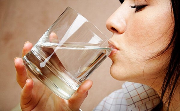 Lịch uống nước hàng ngày giúp giảm cân 'thần tốc' mà chẳng cần ăn kiêng hay tập luyện cực nhọc - Ảnh 3