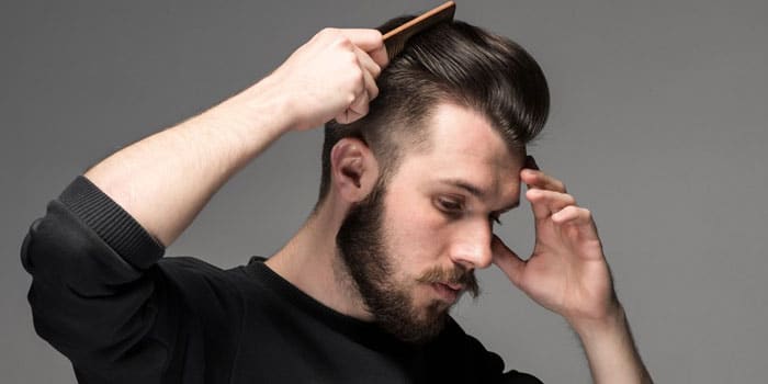 Hướng dẫn cách chăm sóc tóc với kiểu tóc vuốt ngược ra sau
