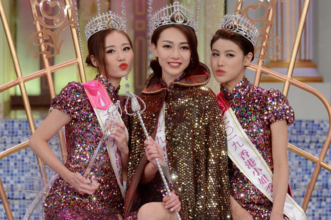 Hoa hậu Hong Kong 2019 mất giá vì tai tiếng tình ái, bê bối mua giải - Ảnh 1