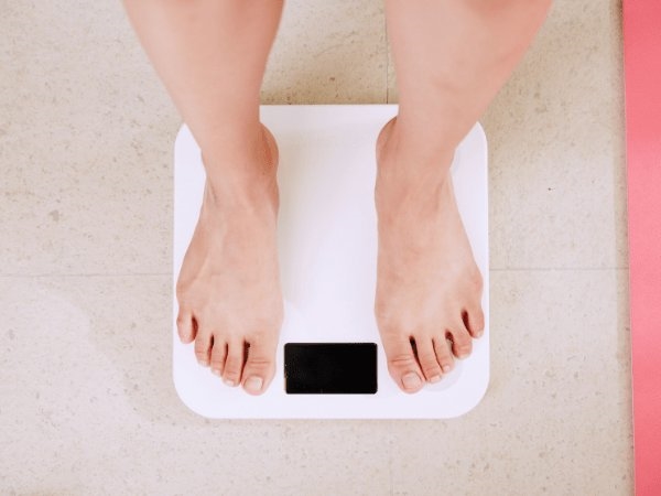 6 chất dinh dưỡng không thể thiếu khi giảm cân - Ảnh 1