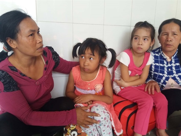 38 ngày sau vụ học sinh 'ngộ độc' tập thể ở Phú Lộc, Tân Phú, Đồng Nai: Phụ huynh cầu cứu Thủ tướng - Ảnh 2