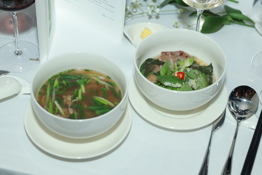 Đầu bếp “vạn người mê” David Rocco: Tôi không thể dừng ăn vì ẩm thực Việt quá hấp dẫn - Ảnh 4