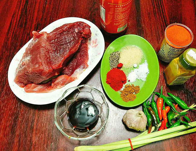 Ngày trời se lạnh, vào bếp làm ngay món thịt heo xào cay Hàn Quốc ngon đậm đà giúp đổi vị cho cả gia đình - Ảnh 2