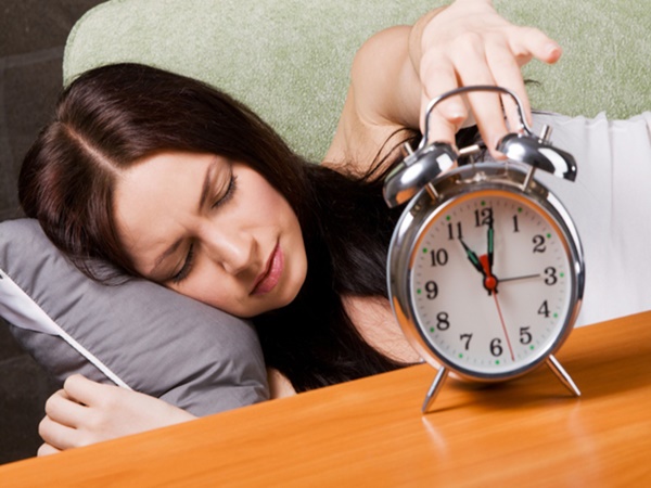 Ngủ quá nhiều con người sẽ đối mặt với 5 loại bệnh nguy hiểm - Ảnh 2
