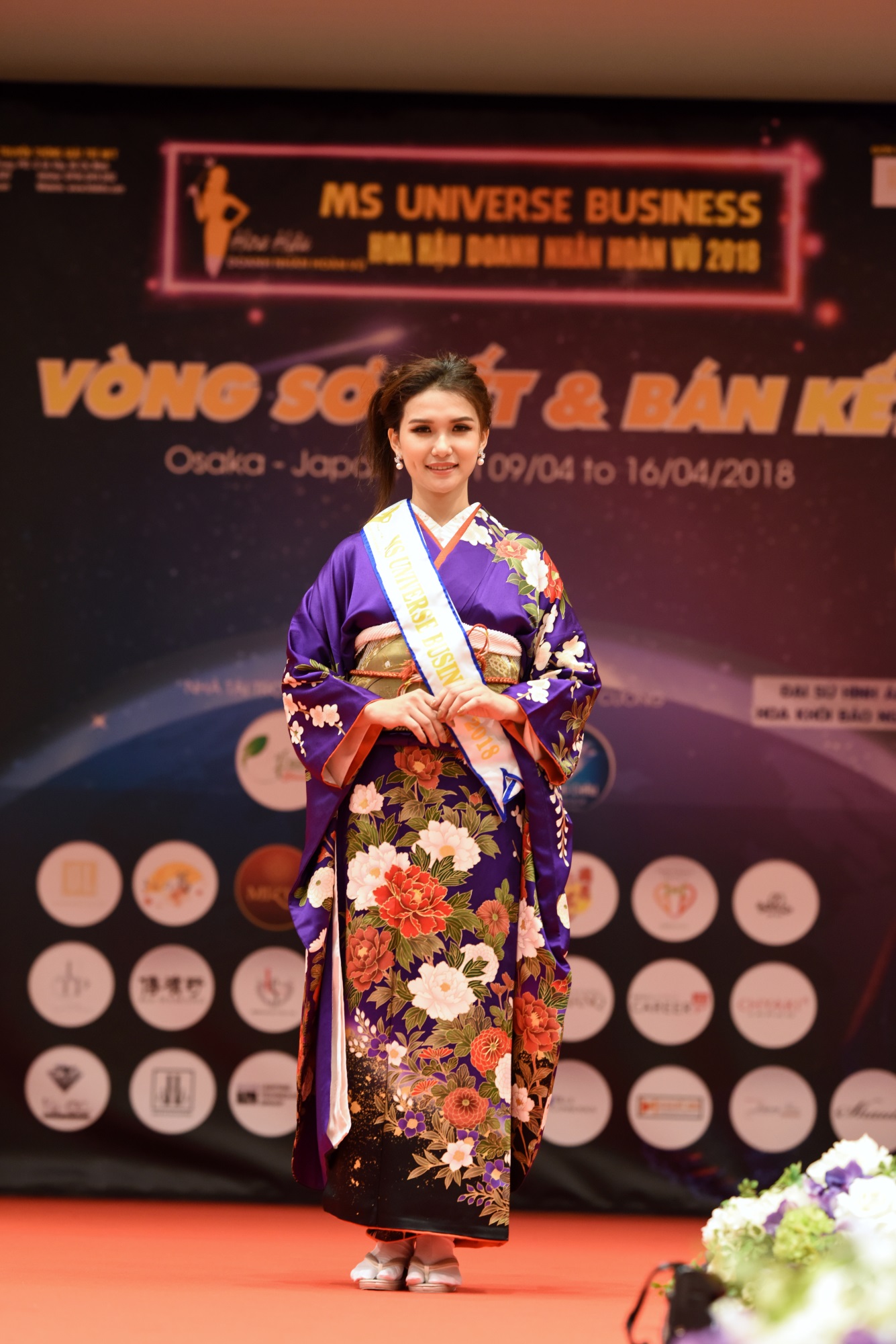 Người đẹp Diễm Trinh gương mặt sáng giá tại cuộc thi Hoa Hậu doanh nhân Hoàn Vũ 2018 - Ảnh 1