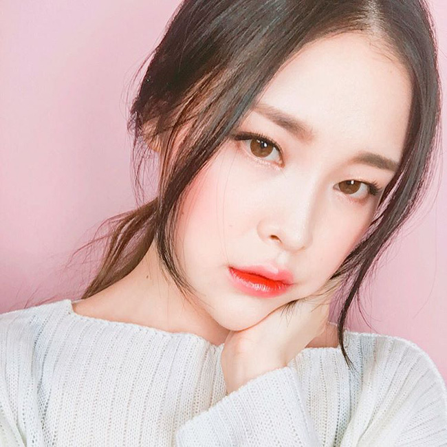 Học chuyên gia makeup nổi tiếng 7 bước trang điểm này để sở hữu nhan sắc trong sáng, ngọt ngào như quý cô Hàn Quốc - Ảnh 4
