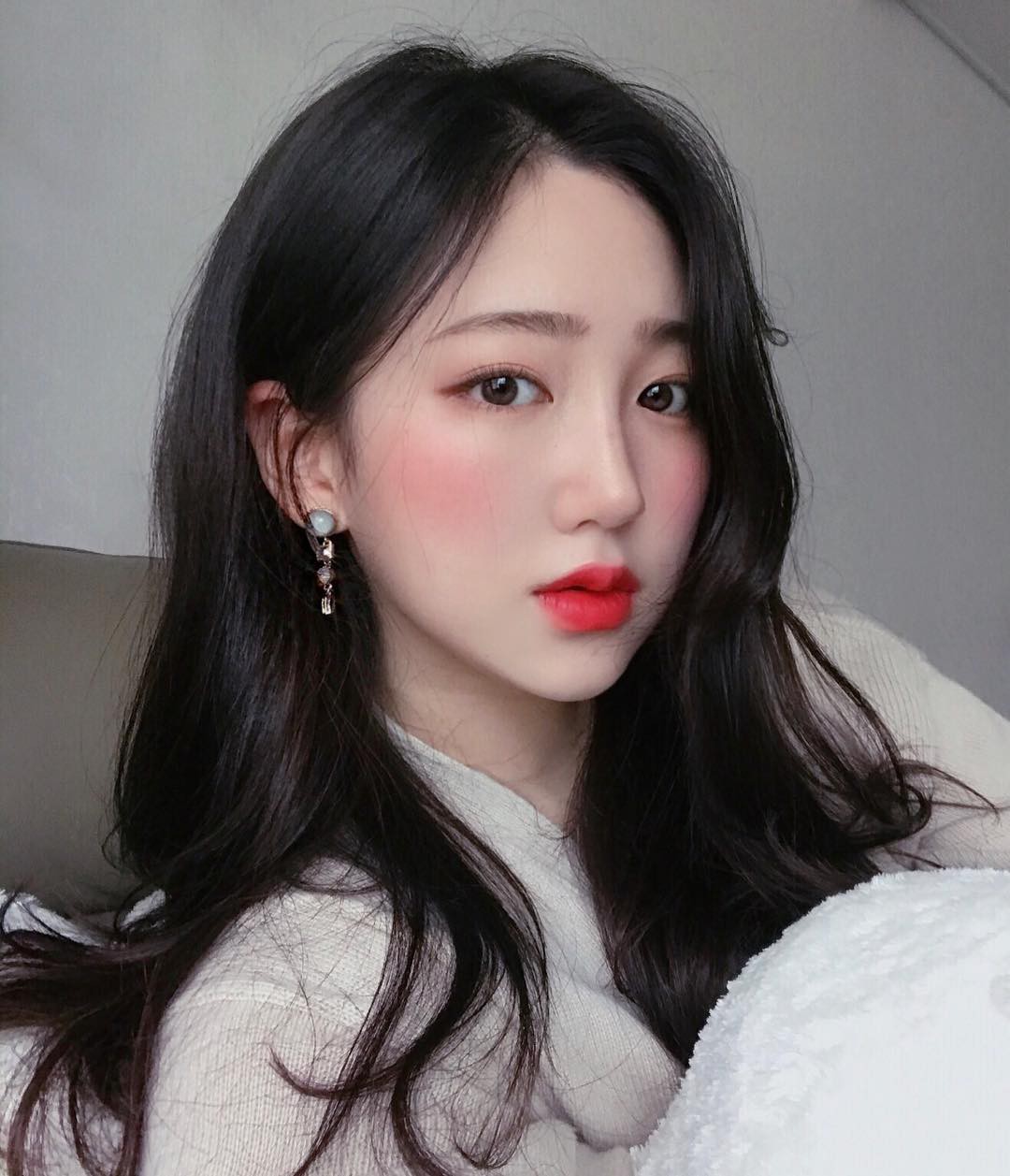 Học chuyên gia makeup nổi tiếng 7 bước trang điểm này để sở hữu nhan sắc trong sáng, ngọt ngào như quý cô Hàn Quốc - Ảnh 5