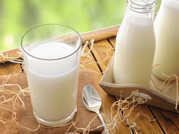 4 cách làm đẹp với sữa tươi không đường đơn giản hiệu quả mà chỉ tốn dưới 10.000 đồng - Ảnh 1