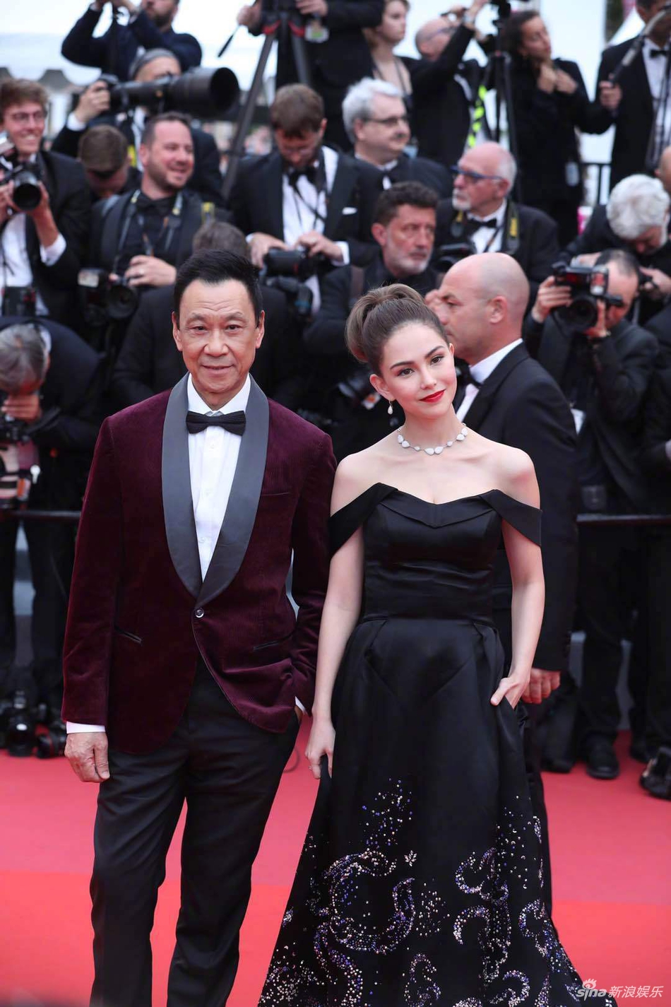 Không có Phạm Băng Băng, sao Hoa ngữ bị lấn át tại thảm đỏ Cannes 2019 - Ảnh 7