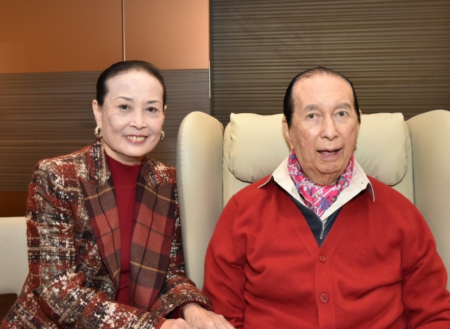 Lam Quỳnh Anh: Tiểu thư 'sa cơ thất thế' trở thành vợ hai Vua sòng bài Macau khi mới 14 tuổi, phải tự sát để được công khai danh phận - Ảnh 2
