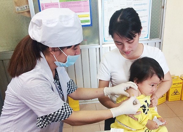 6 mũi vắc-xin cực kì quan trọng cha mẹ không thể bỏ qua khi cho con đi tiêm phòng - Ảnh 2