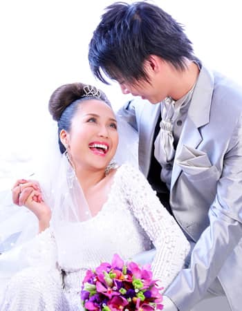Ốc Thanh Vân tung bộ ảnh cưới cách đây 11 năm, lộ ‘bí mật’ về chiếc váy cưới cất giữ nhiều năm - Ảnh 6
