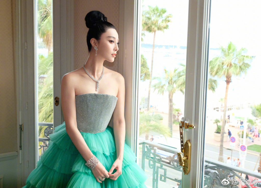Không tạo nhiều ấn tượng tại Cannes 2019, netizen Trung Quốc lại nhớ đến Phạm Băng Băng - Ảnh 12