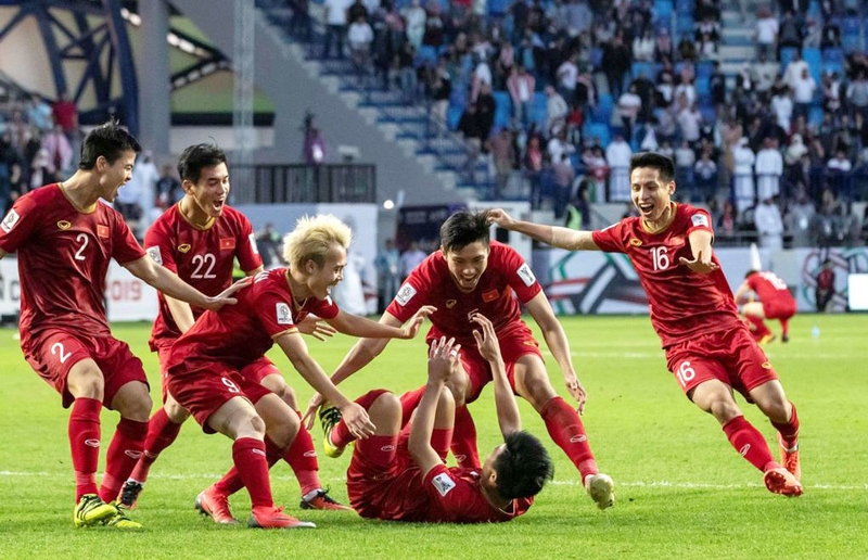 Chiến Thắng khiến fan phấn khích tột độ khi làm thơ cổ vũ đội tuyển Việt Nam trước trận gặp Nhật Bản - Ảnh 1