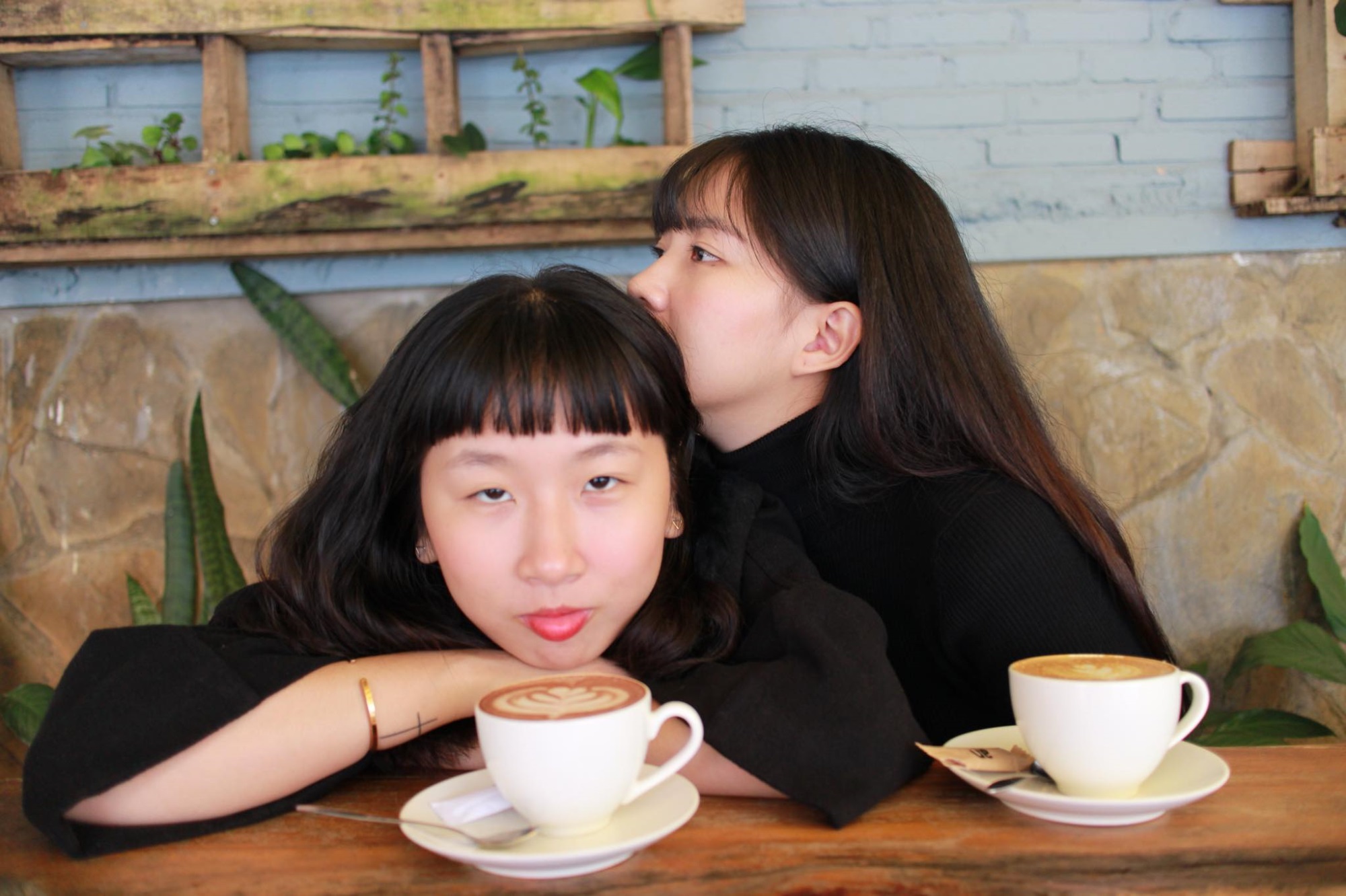 Trang Hí nghi ngờ 'hot girl trà sữa' chơi ngải mình trong lúc đóng phim - Ảnh 6