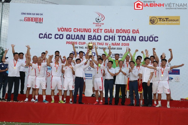Đội bóng Đài truyền hình Việt Nam lần thứ 5 liên tiếp tham dự Press Cup - Ảnh 7