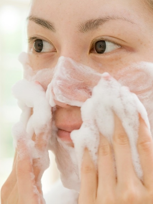 Chuyên gia nổi tiếng hướng dẫn 'tất tần tật' các bước chăm sóc da mặt và toàn thân trong mùa đông  - Ảnh 1