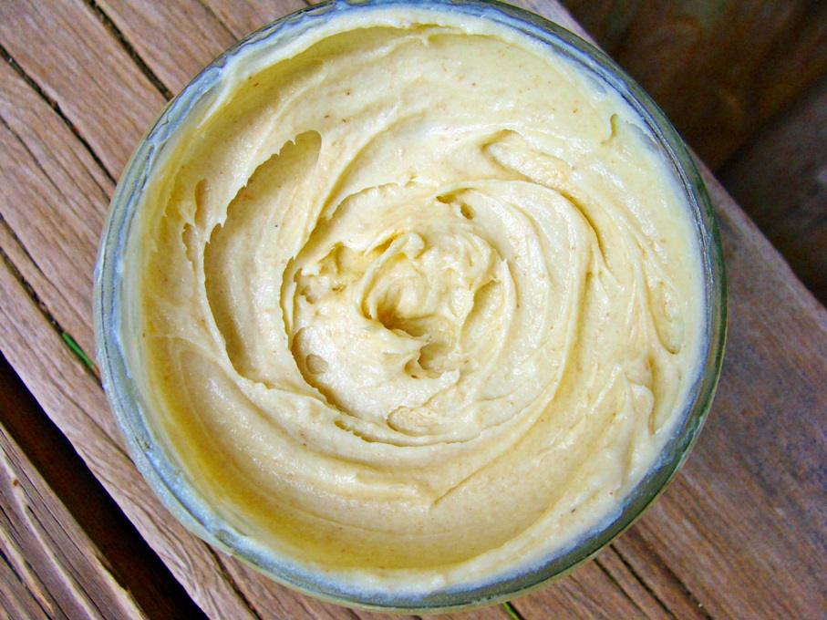 Dưỡng da dầu mụn trắng mịn tức thì với công thức làm đẹp đơn giản từ nước sốt mayonnaise - Ảnh 2
