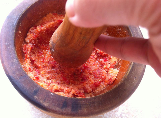 Cách làm mận lắc muối ớt chua cay ngon khó cưỡng, ăn mãi không chán - Ảnh 4
