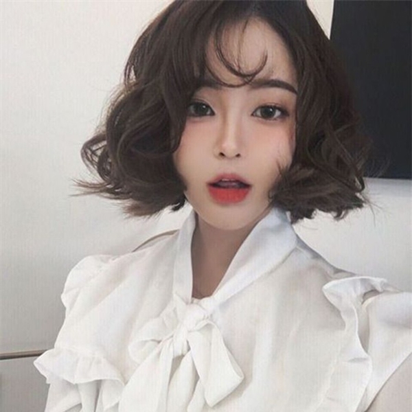 10 kiểu tóc ngắn Hàn Quốc xinh xắn cho nàng chơi Tết - Ảnh 3