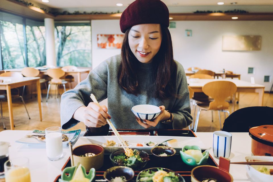 Đây chính là cách ăn uống được phụ nữ Nhật áp dụng mỗi ngày để giảm cân, giữ dáng - Ảnh 2