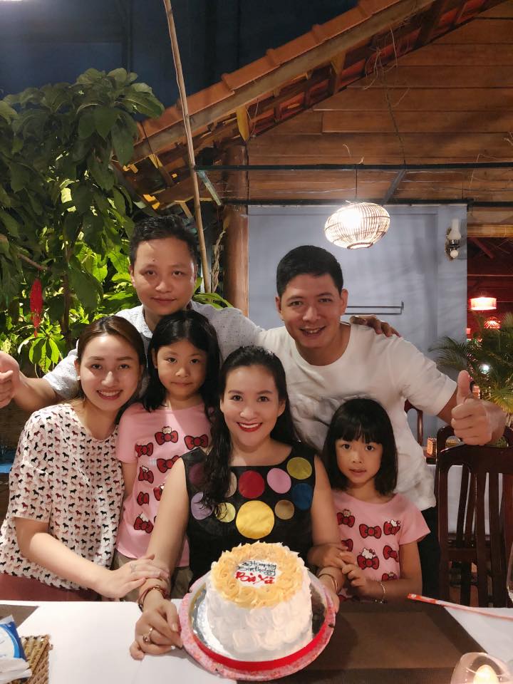 Bà xã Bình Minh cười tít mắt khi được chồng tổ chức sinh nhật lãng mạn tại Phú Quốc - Ảnh 6