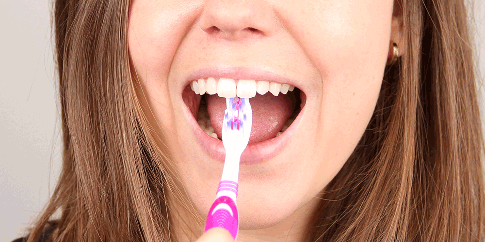 Chỉ đánh răng 2 lần/ngày vẫn chưa đủ, bạn còn phải nắm rõ các nguyên tắc chải răng đúng cách để thu lại hiệu quả cao nhất - Ảnh 1