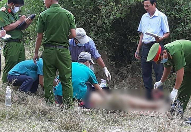 Hé lộ tình tiết sốc vụ người phụ nữ chết lõa thể ở Ninh Thuận - Ảnh 2