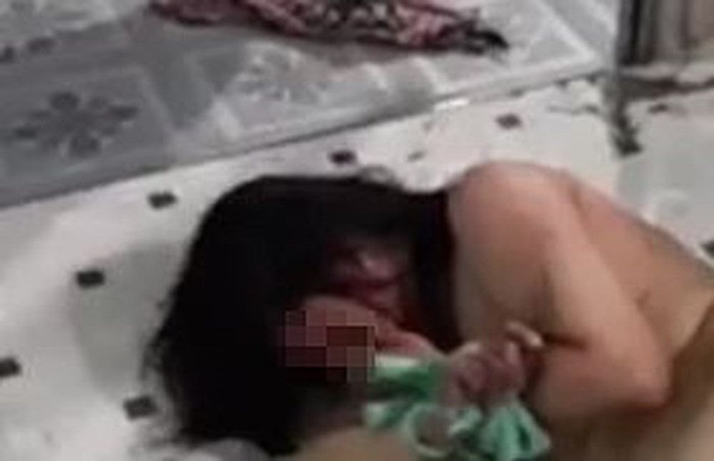 Cha ruột cô gái bị đánh ghen xát ớt ở Cà Mau: 'Con tôi không đáng bị tra tấn tàn nhẫn đến vậy' - Ảnh 2