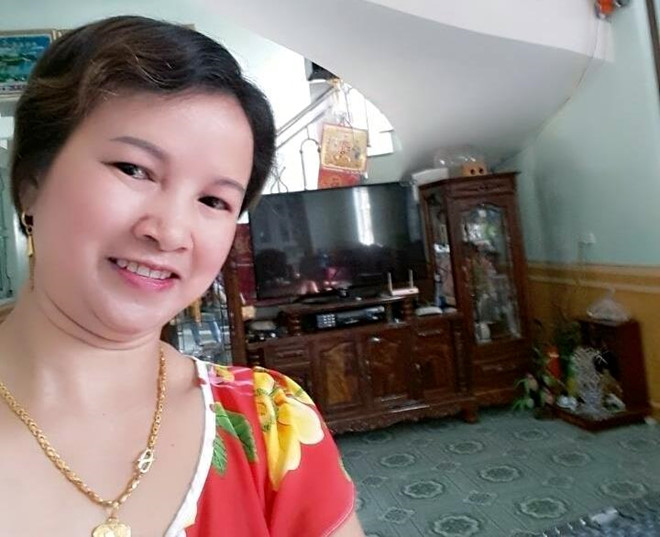 Vụ mẹ nữ sinh giao gà bị bắt: Vương Văn Hùng từng vặt lông gà và nói chuyện với mẹ con bà Hiền - Ảnh 1