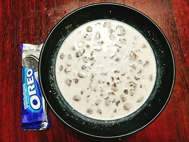 Oreo không chỉ là bánh quy, dùng làm kem cũng ngon vô cùng với công thức cực đơn giản này - Ảnh 2