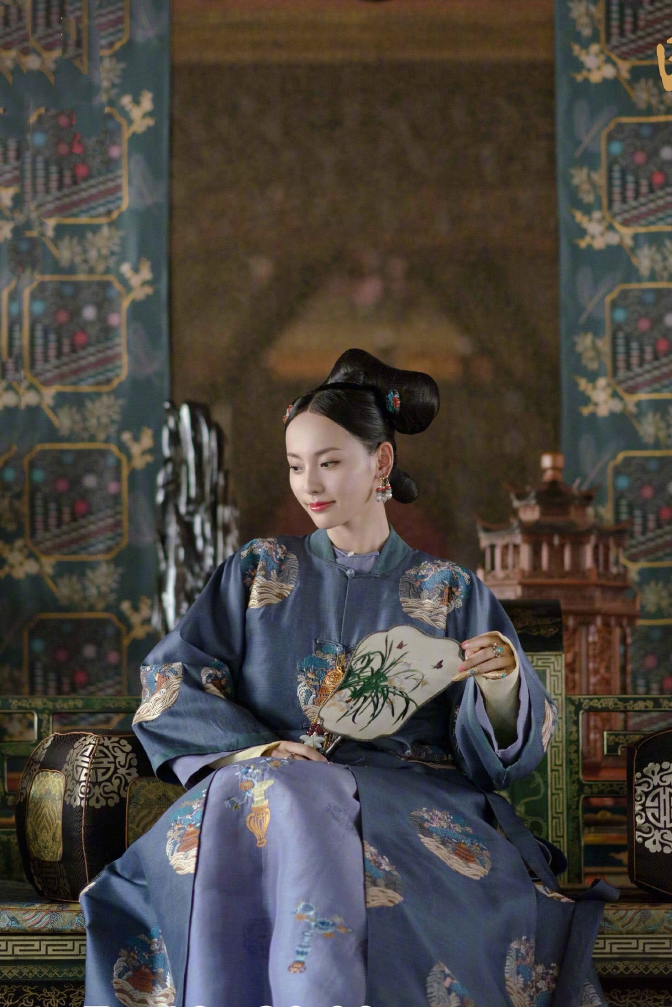 Netizen xứ Trung choáng với nhan sắc đời thực của mỹ nhân “Diên Hi Công Lược” - Trương Gia Nghê - Ảnh 2