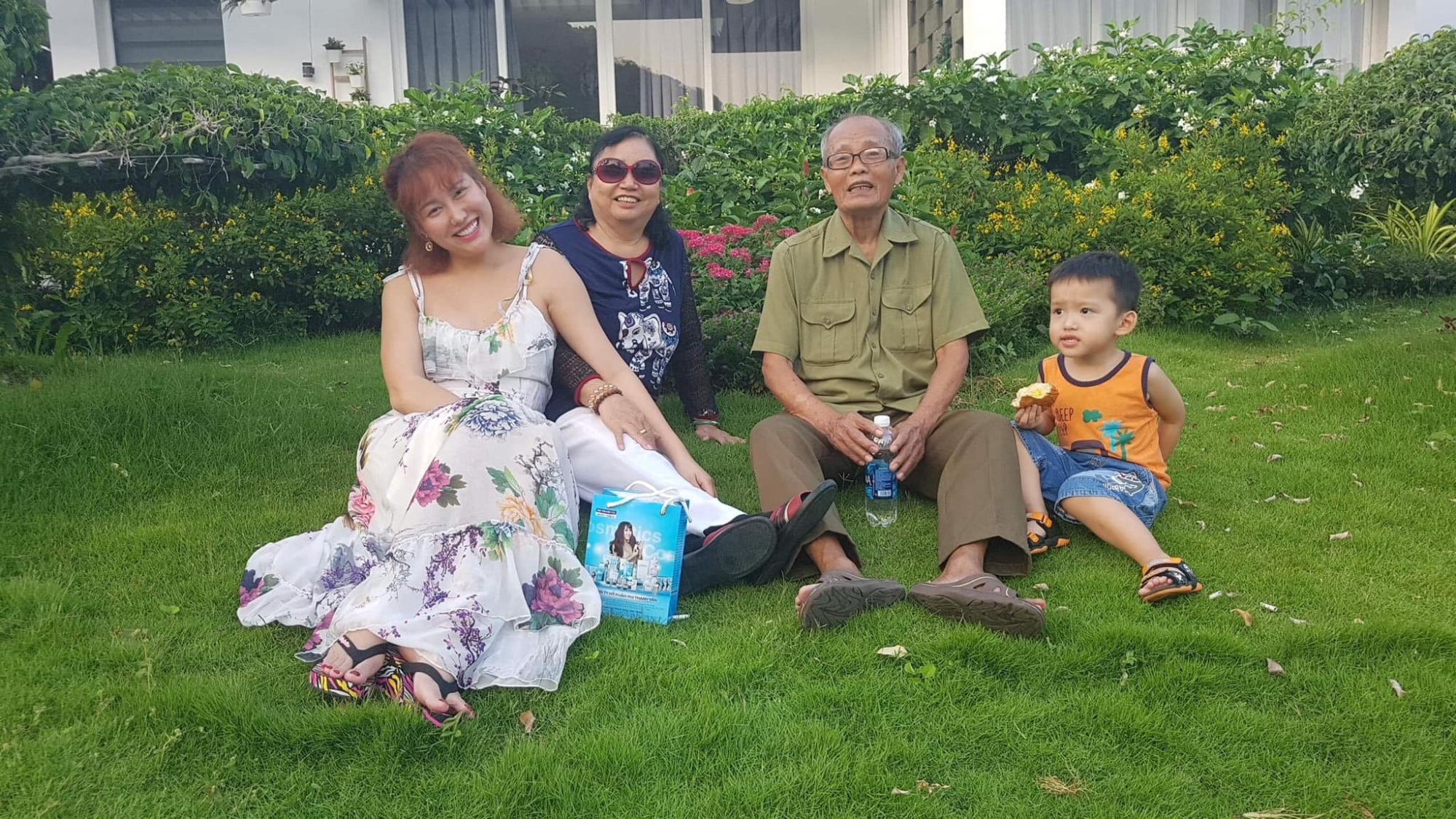 Lộ cuộc sống thật của Phi Thanh Vân sau 2 năm làm mẹ đơn thân - Ảnh 4