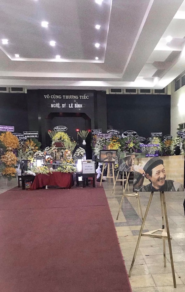Xúc động trước lý do NSND Hồng Vân không đến viếng nghệ sĩ Lê Bình trong ngày tang lễ cuối cùng - Ảnh 1