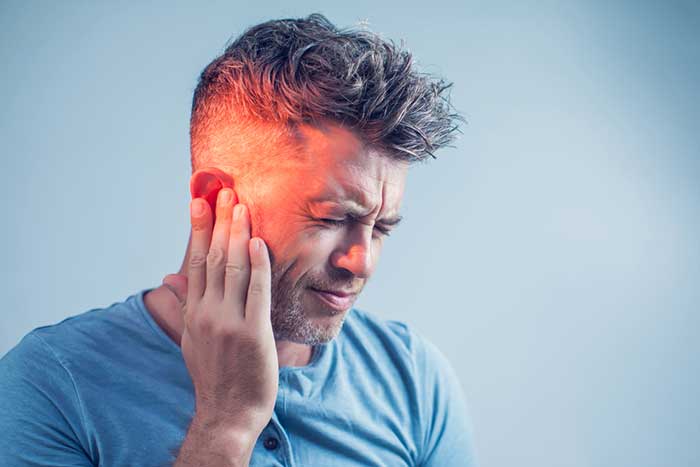 Ù tai, nghe có tiếng ve trong đầu được cải thiện rõ rệt khi giảm tiếp xúc tiếng ồn