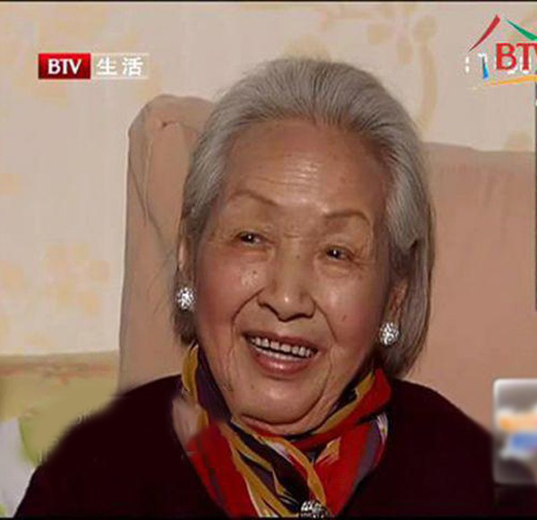 Cụ bà bị ung thư ruột vẫn sống thọ 115 tuổi và có nét đẹp thanh tú như 'thiếu nữ': Bí quyết kéo dài sự sống đến từ 4 việc rất cơ bản - Ảnh 2