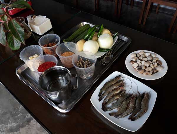 Cách nấu canh tương hải sản Hàn Quốc tại nhà - Ảnh 2
