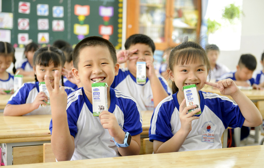 Sữa học đường TP. Hồ Chí Minh: Chương trình nhân văn đem lại nhiều niềm vui cho con trẻ - Ảnh 1