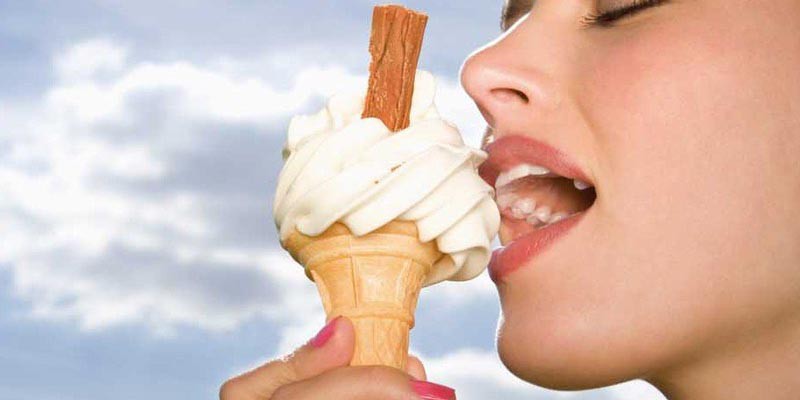 Cô gái 26 tuổi đi cấp cứu sau khi ăn kem, lời cảnh báo cho tất cả mọi người khi ăn đồ lạnh trong mùa hè - Ảnh 1