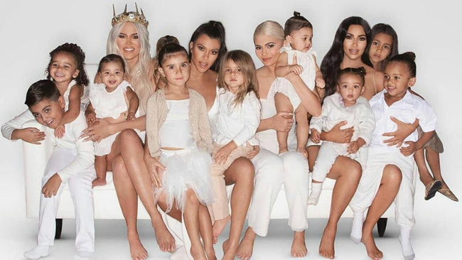 Dù bị ghét vì tai tiếng và chiêu trò bẩn nhưng trong cách nuôi dạy con, không ít người phải gật gù tán dương gia đình Kardashian - Ảnh 1