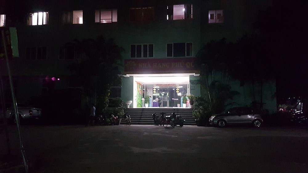 Hà Nội: Massage kích dục, bar 'tay vịn' công khai hoạt động giữa Trung tâm văn hóa quận - Ảnh 1