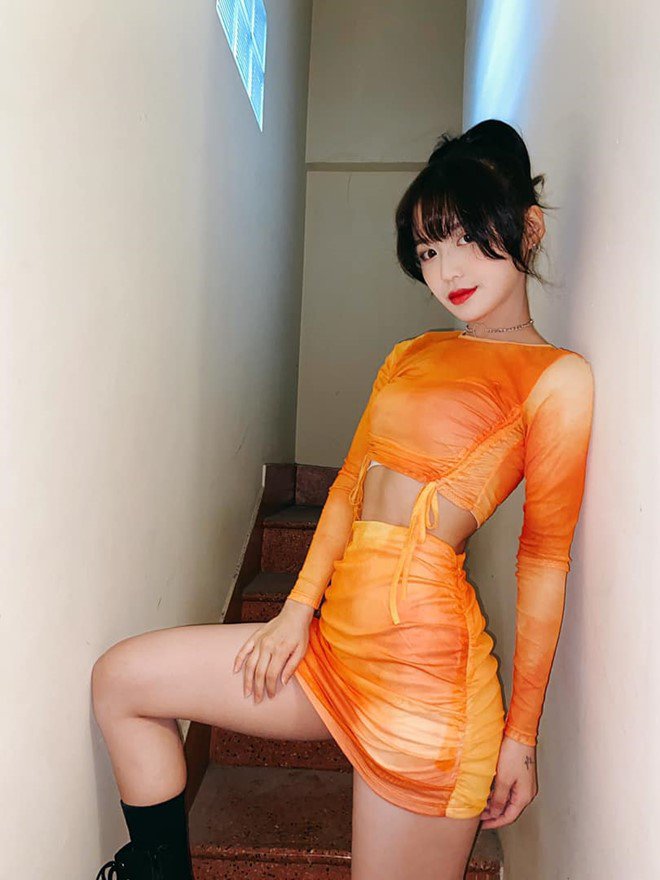 Nữ ca sĩ người Hàn từng bị 'tẩy chay' sau khi tham gia 'Nhanh như chớp' giờ đã 'lột xác', có một thứ khiến Ngọc Trinh cũng phải chịu thua - Ảnh 2