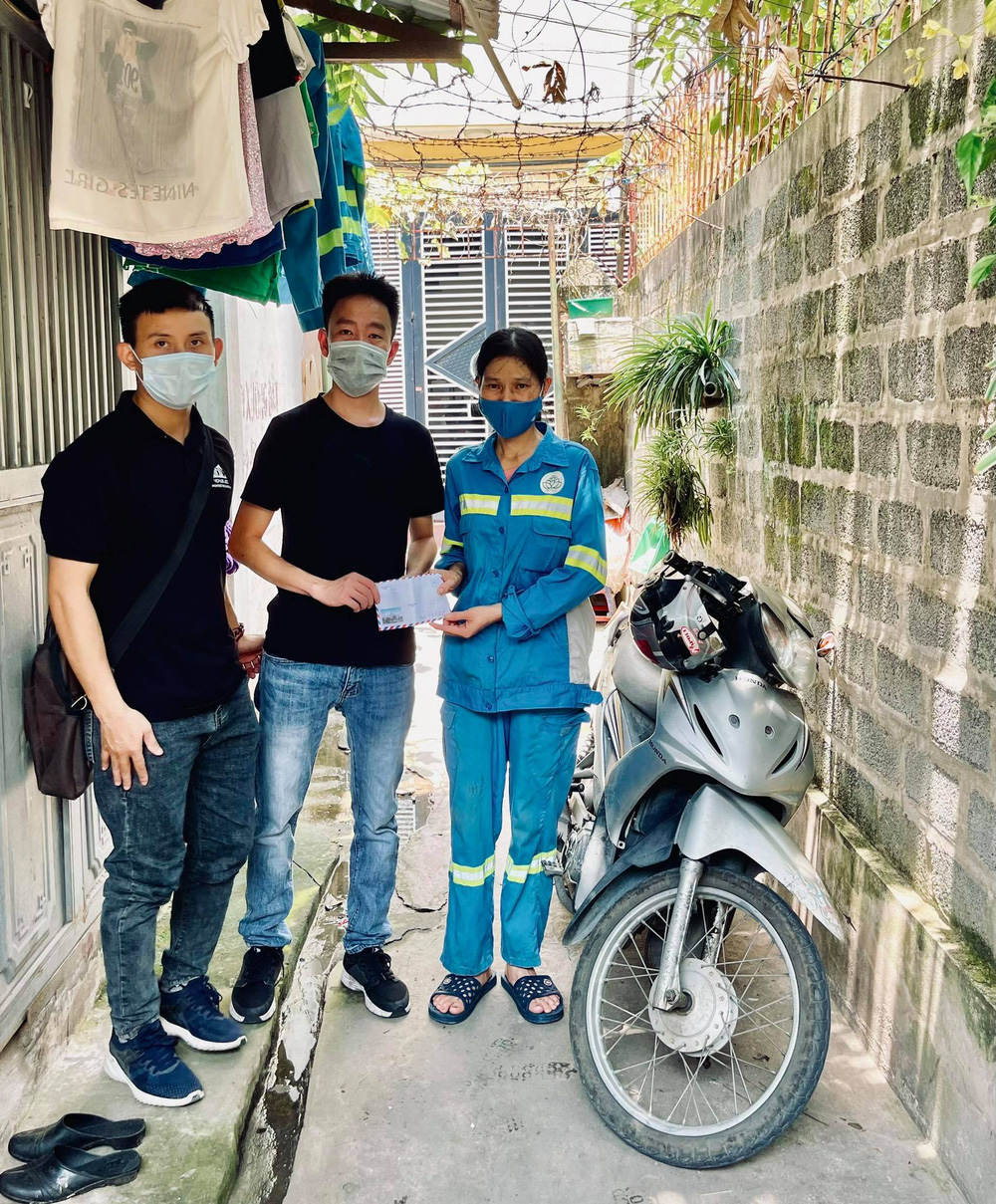 Diễn biến bất ngờ vụ cướp xe máy của nữ lao công ở Hà Nội: Thêm đối tượng thứ 5 bị bắt giữ, lộ kế hoạch 'tẩu tán' tài sản - Ảnh 4