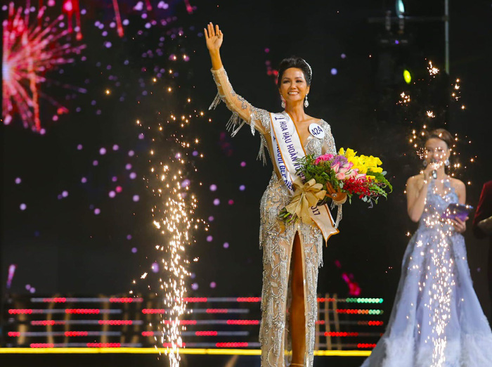 Phản ứng của cư dân mạng quốc tế khi H'Hen Niê đăng quang Hoa hậu Hoàn vũ Việt Nam - Ảnh 5